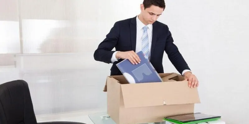 Mơ Thấy Bị Đuổi Việc – Sự Chuyển Biến Và Cơ Hội Mới